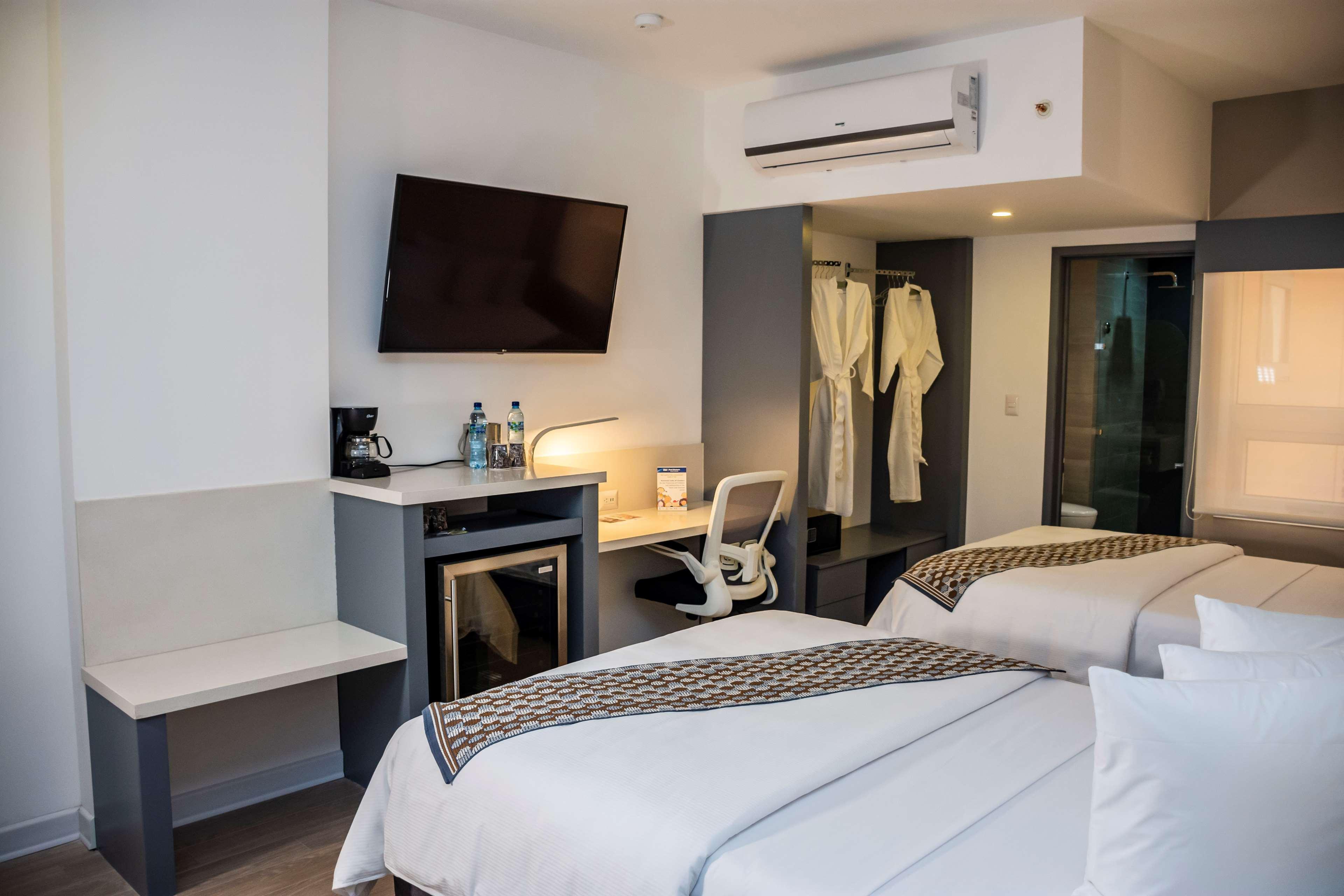 Best Western Plus Hotel Stofella Guatemala City Exterior photo