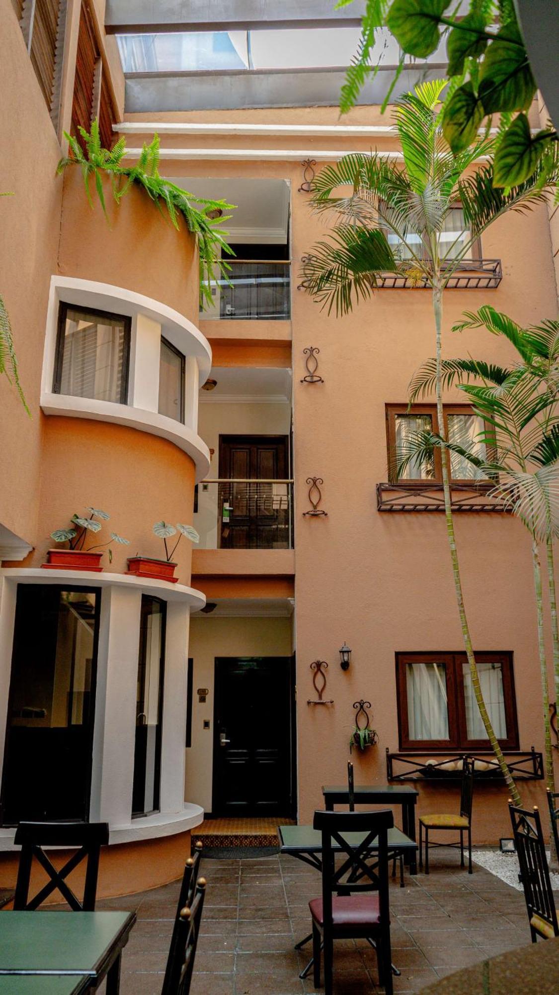 Best Western Plus Hotel Stofella Guatemala City Exterior photo